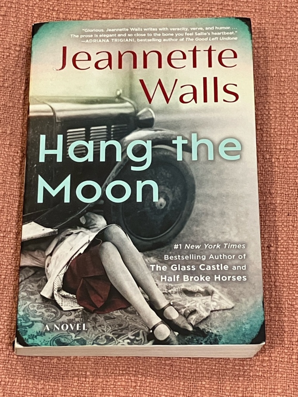 Jeannette Walls Hang the Moon - softcover bestseller
